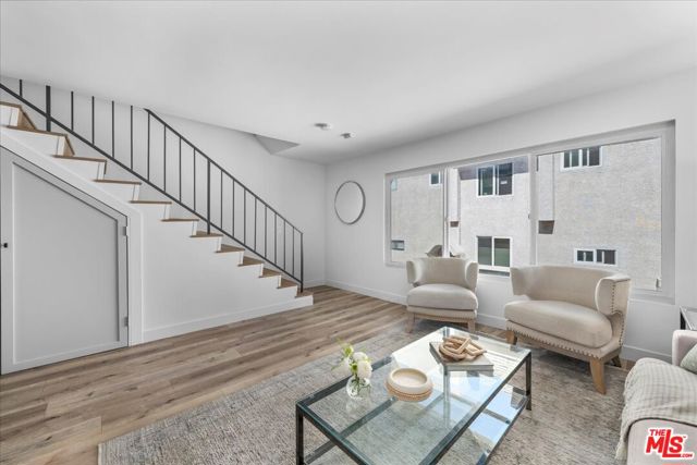 1311 Manhattan Beach Boulevard, Manhattan Beach, California 90266, 2 Bedrooms Bedrooms, ,2 BathroomsBathrooms,Residential,For Sale,Manhattan Beach,25544727
