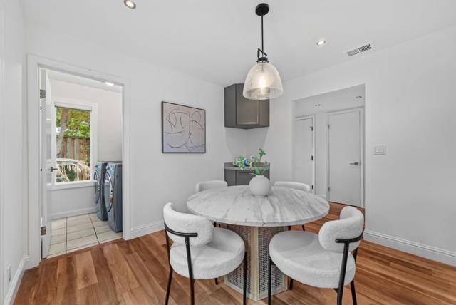 707 Santa Cruz Lane, Foster City CA: https://media.crmls.org/mediaz/c00cbed4-fa89-48ff-8b78-2e63a7764b01.jpg