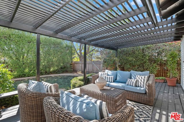 2965 Calle Noguera, Santa Barbara CA: https://media.crmls.org/mediaz/c00d4aa6-a244-44a0-8a8f-7d5f82e1aea2.jpg