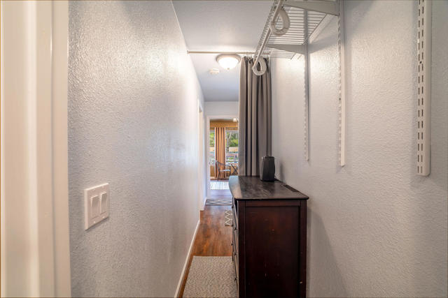 25169 Franklin Drive, Idyllwild CA: https://media.crmls.org/mediaz/c00d83a8-95e1-4dc0-98af-a9bf1ad720e6.jpg