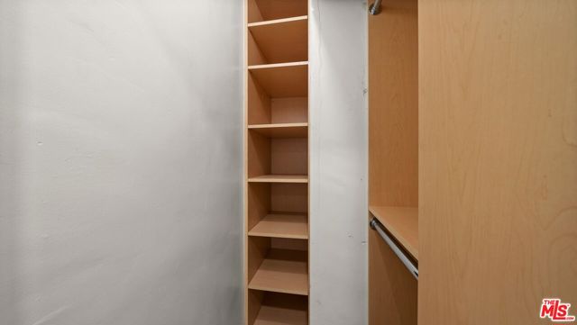 6311 La Tijera Boulevard, Los Angeles CA: https://media.crmls.org/mediaz/c00db427-ab82-4675-9482-5761a4d4c059.jpg