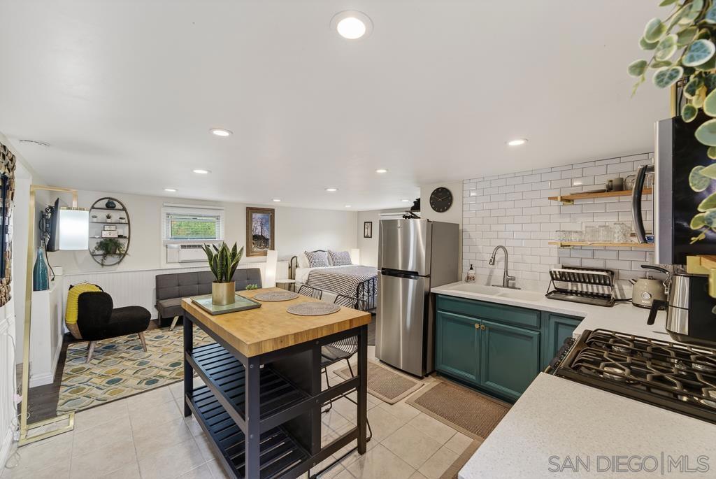 5438 Gilbert Dr #UNIT C - photo 5