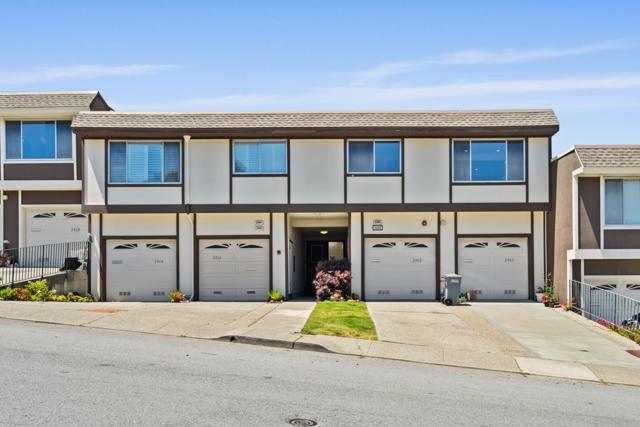 2462 Rowntree Way, South San Francisco CA: https://media.crmls.org/mediaz/c00dfdb6-60fc-49cd-9300-9d68f3f14c47.jpg