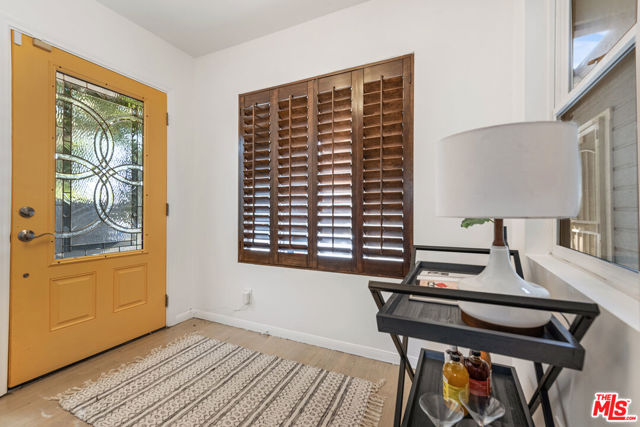 1205 Appleton Way, Venice CA: https://media.crmls.org/mediaz/c00e5d6b-d34a-4de7-a347-98255e66c4a0.jpg