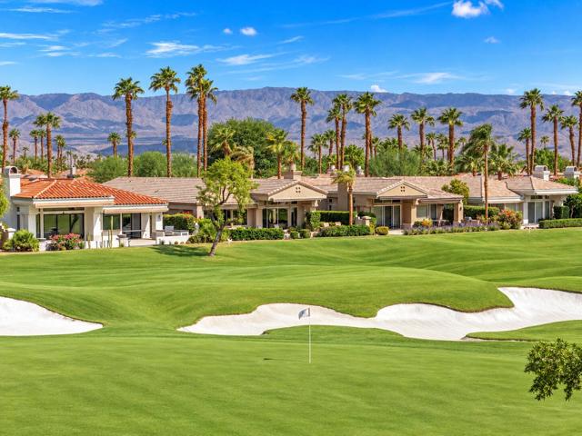 424 White Horse Trail, Palm Desert, CA 92211