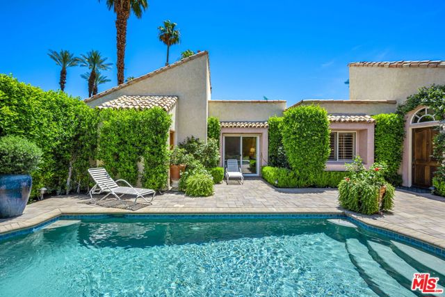 69385 Avenida De Las Montanas, Cathedral City CA: https://media.crmls.org/mediaz/c00f7e3f-3d84-43a3-a298-7cd54c9d8640.jpg