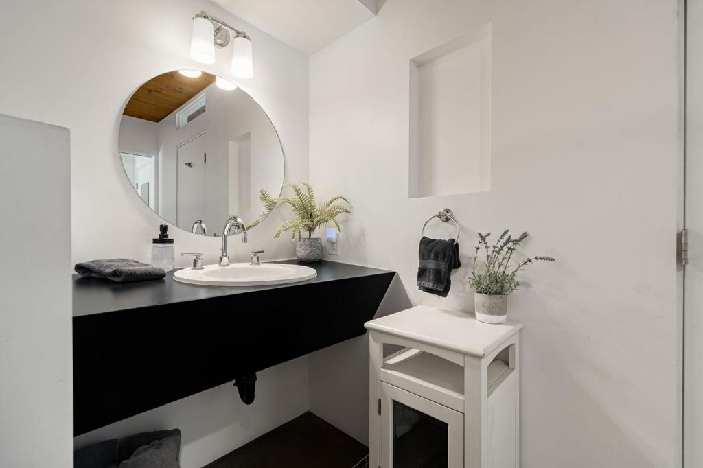 MLS #219139645DA image #14