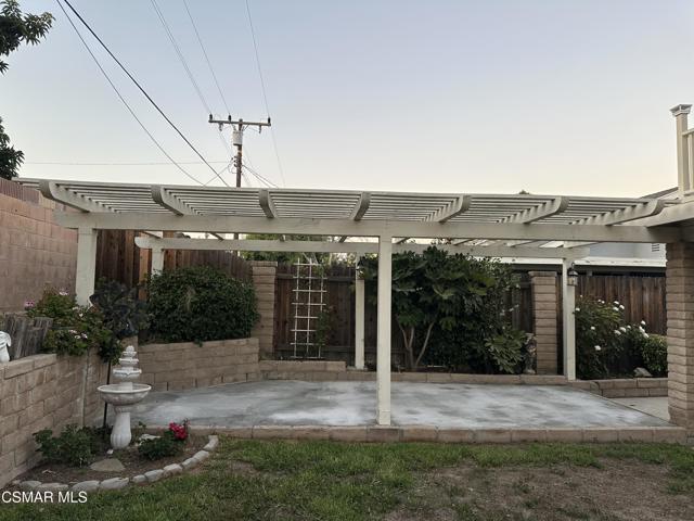 3045 Galena Avenue, Simi Valley CA: https://media.crmls.org/mediaz/c0100f38-cb5c-4727-a7a2-898e13d926ba.jpg