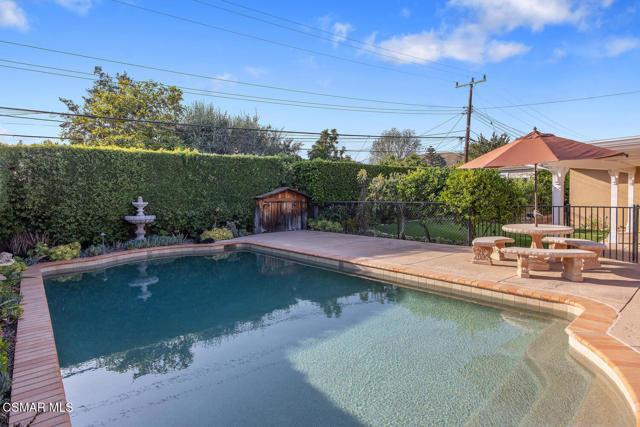 1469 Kirk Avenue, Thousand Oaks CA: https://media.crmls.org/mediaz/c010e94b-c4ef-4691-b17b-004c2d734220.jpg