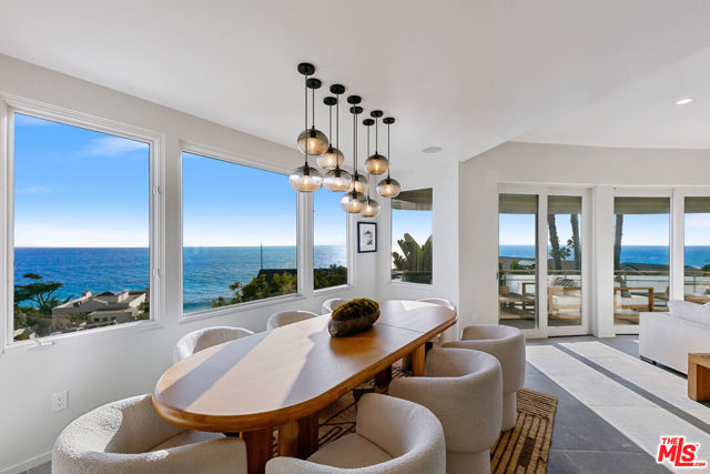 31558 Victoria Point Road, Malibu CA: https://media.crmls.org/mediaz/c010fa0f-25d0-4e70-a656-809d65af2f32.jpg