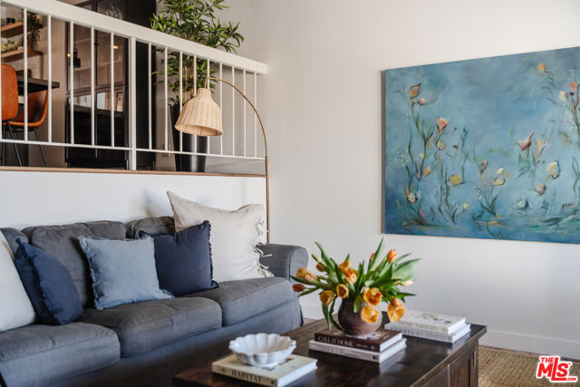 18348 Collins Street, Tarzana CA: https://media.crmls.org/mediaz/c0125c36-0b23-42d4-8c91-f43c0aa54b31.jpg