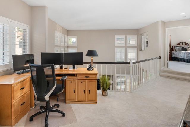18027 Chieftain Ct, San Diego CA: https://media.crmls.org/mediaz/c0127544-2f22-45aa-a782-8870832ff1dd.jpg