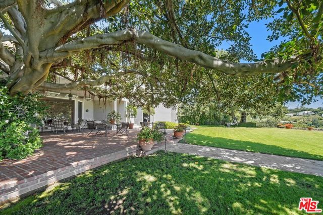 11080 Chalon Road, Los Angeles CA: https://media.crmls.org/mediaz/c0142a81-d85c-4b15-8190-d1c8a5f4b4db.jpg