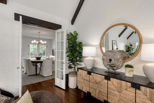 2440 Coniston Place, San Marino CA: https://media.crmls.org/mediaz/c014310d-384d-472a-bf3a-f91a7a50918a.jpg
