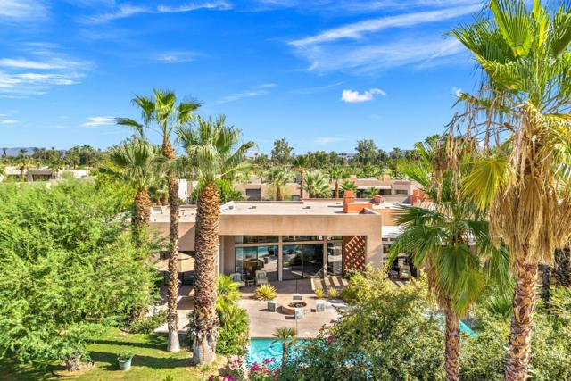 12 Boulder Lane, Rancho Mirage CA: https://media.crmls.org/mediaz/c014dba1-530e-4c07-b9f1-b931154259da.jpg