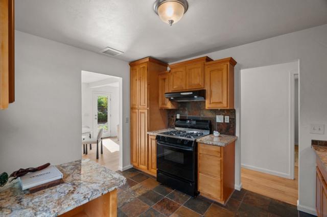 652 Montezuma Drive, Pacifica CA: https://media.crmls.org/mediaz/c01526d1-1f56-4d5e-b1b1-cfa9c6ac4e30.jpg