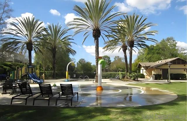 6 Reston Way, Ladera Ranch CA: https://media.crmls.org/mediaz/c015a2b0-d137-4936-b74e-00ca1f966104.jpg