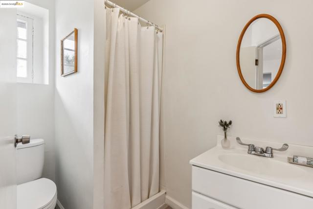 60 Panoramic Way, Berkeley CA: https://media.crmls.org/mediaz/c0168b7a-d9ee-4285-ac50-d126a091e1b1.jpg