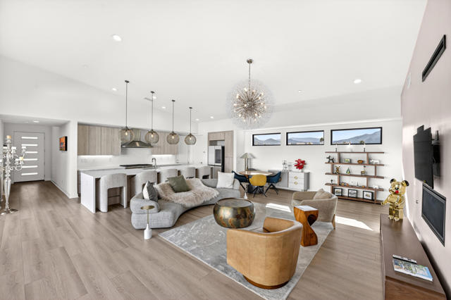 795 Obsidian W Loop, Palm Springs CA: https://media.crmls.org/mediaz/c016a1ff-c895-4f09-b41f-8c9fa6d15ccc.jpg