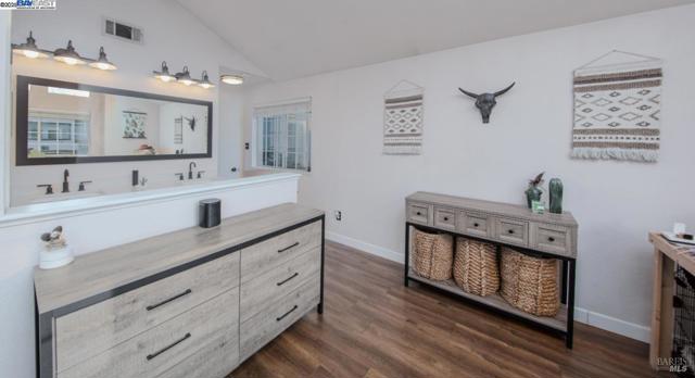 243 Northwood Commons, Livermore CA: https://media.crmls.org/mediaz/c0177de3-121a-4e47-98de-80ffca742261.jpg