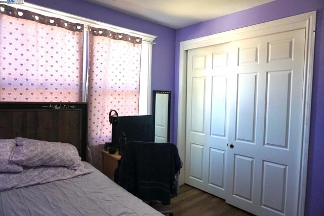 Image 32 of 41 For 2327 Avenue 133rd