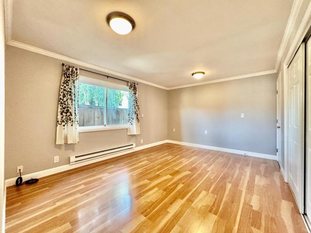 3801 Pacific Boulevard, San Mateo CA: https://media.crmls.org/mediaz/c0198e93-04cf-472c-ae3e-519c8d65a08e.jpg