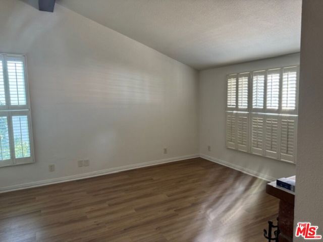 1141 17th Street, Santa Monica CA: https://media.crmls.org/mediaz/c0199b7e-2a97-417c-b58e-ae4bfc969d86.jpg