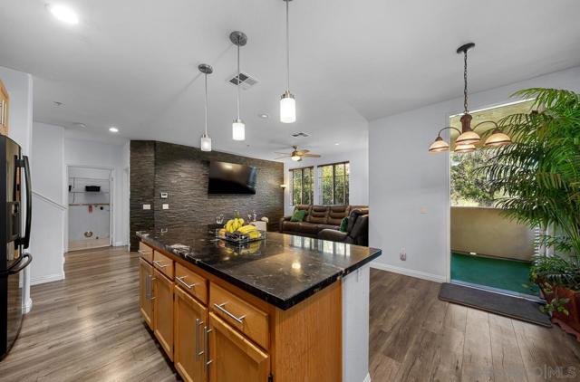 1338 Starry Way, San Diego CA: https://media.crmls.org/mediaz/c019c4c9-72ba-4f77-87ec-0cd8f3387bd8.jpg