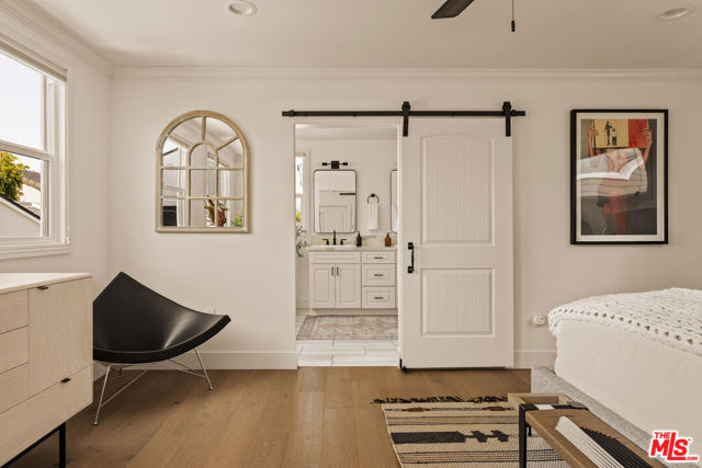 7219 Dunfield Avenue, Los Angeles CA: https://media.crmls.org/mediaz/c01a143d-cbad-4d30-8865-b0e4667ebd9b.jpg