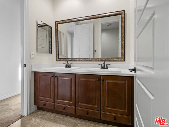 26420 Township Street, Santa Clarita CA: https://media.crmls.org/mediaz/c01b122f-f31b-4c92-af8b-b5e88c3f7c3c.jpg