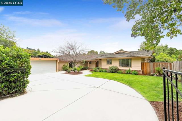 3231 Quandt Rd, Lafayette CA: https://media.crmls.org/mediaz/c01c1565-80c1-4d63-a247-c1666a2d12c4.jpg