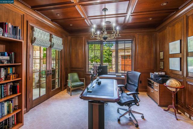 Image 26 of 61 For 53 Hidden Oaks Dr