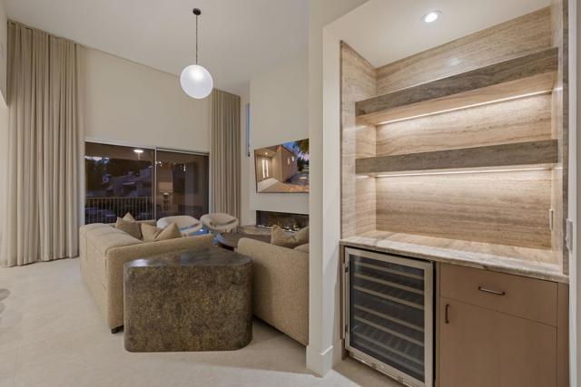 153 Lake Shore Drive, Rancho Mirage, CA 92270