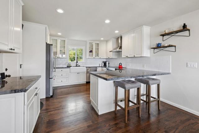3279 N Cabrillo Highway, Half Moon Bay CA: https://media.crmls.org/mediaz/c01dd455-7fef-40da-91d8-e0328808df53.jpg