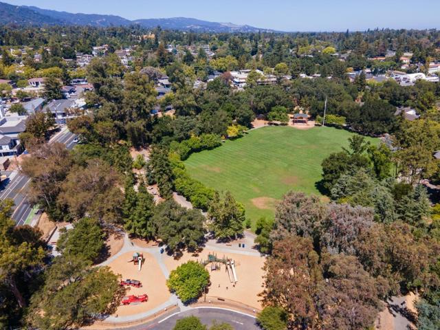 17930 Vineland Avenue, Monte Sereno CA: https://media.crmls.org/mediaz/c01e79bd-a1cd-42c0-8275-4c0a4e11f98f.jpg