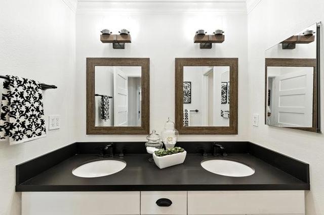 1051 Beach Park Boulevard, Foster City CA: https://media.crmls.org/mediaz/c01fb3e7-a37b-488b-b60e-b374f1dee9b1.jpg