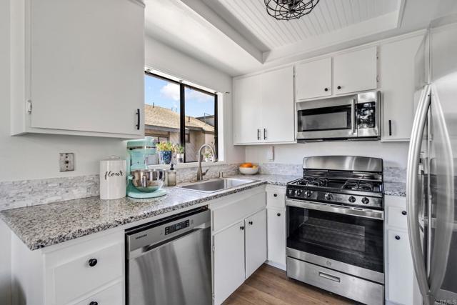 Detail Gallery Image 11 of 34 For 2135 E Valley Pkwy #7,  Escondido,  CA 92027 - 1 Beds | 1 Baths