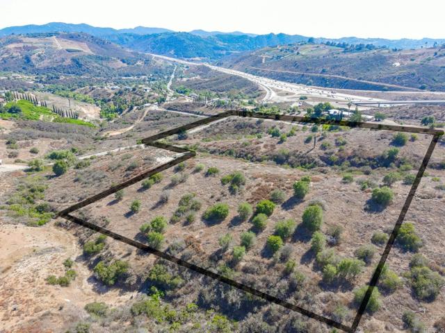 0 Palos Verdes Drive, Escondido CA: https://media.crmls.org/mediaz/c022992d-94b5-4139-bcac-85f8c56b9615.jpg