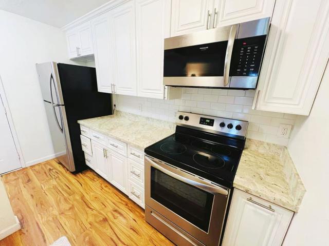91 Castlebridge Drive, San Jose CA: https://media.crmls.org/mediaz/c022a657-64a8-42d3-a14e-24ee81b3f174.jpg
