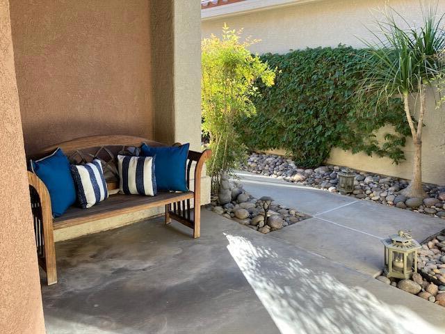 Image 4 of 29 For 76776 Minaret Way
