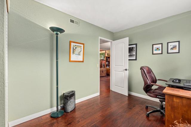 Detail Gallery Image 34 of 68 For 7212 Canyon Hill Way, San Diego,  CA 92126 - 4 Beds | 3 Baths