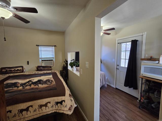 9690 Bundy Drive, Santee CA: https://media.crmls.org/mediaz/c025a67b-2690-4c4a-912c-577e968a1c82.jpg