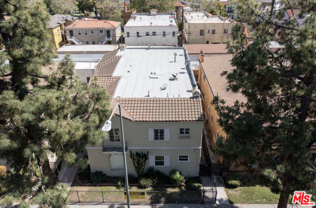 4264 Leimert Boulevard, Los Angeles CA: https://media.crmls.org/mediaz/c025dce7-4458-41ee-b13f-652ffe28f49b.jpg