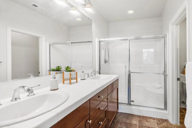 2454 Antlers Way, San Marcos CA: https://media.crmls.org/mediaz/c025ecd8-1337-47de-be88-4674d3e5e25b.jpg