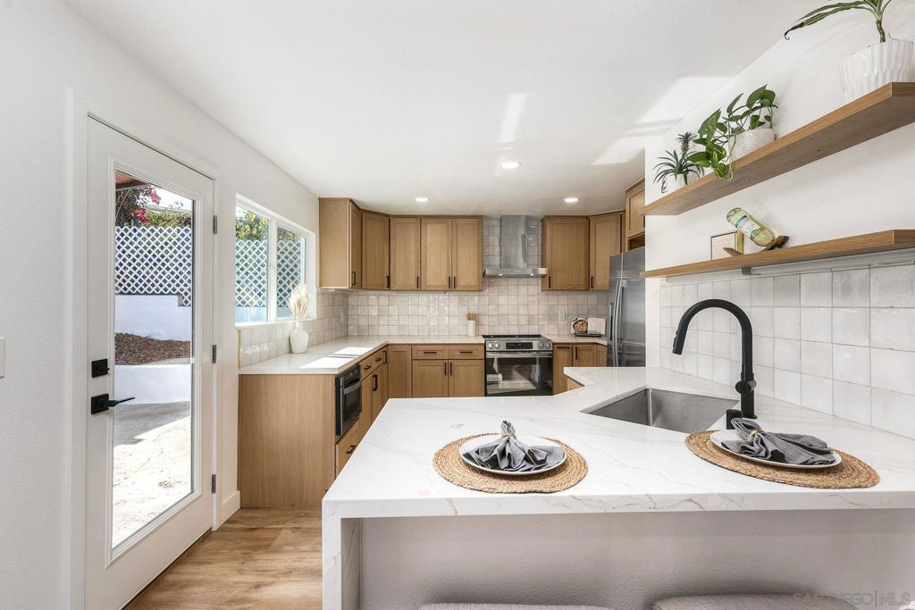 MLS #250041090SD image #10