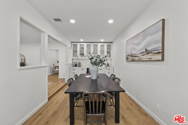 746 Valley View Avenue, Monrovia CA: https://media.crmls.org/mediaz/c027645e-fa0b-4a43-9f35-b9bea6ed9f5f.jpg