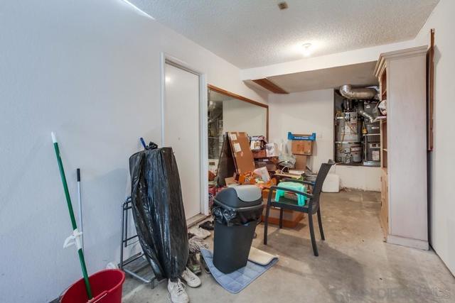 4527 Contour Blvd., San Diego CA: https://media.crmls.org/mediaz/c0277023-b674-4d19-b32c-e3cc2e97252e.jpg