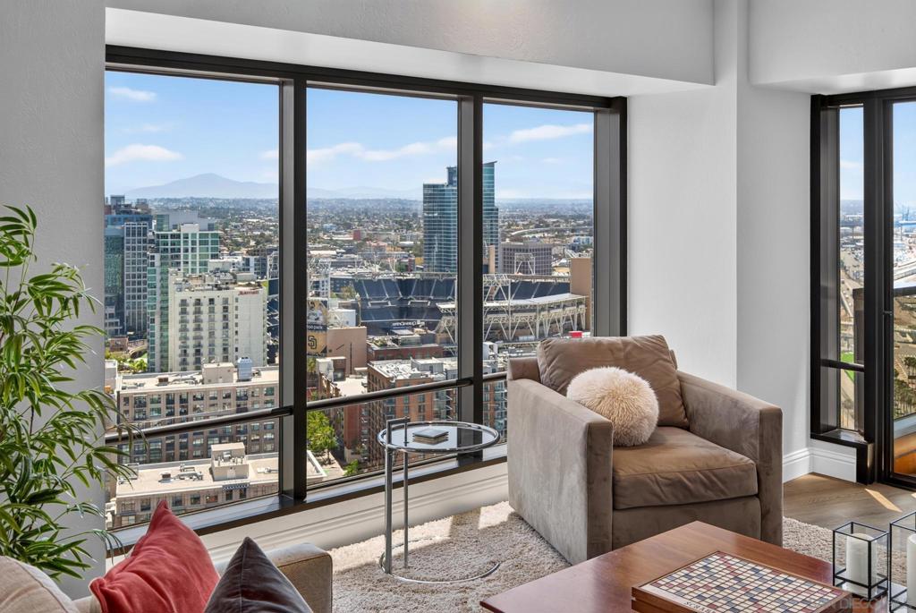 200 Harbor - photo 11
