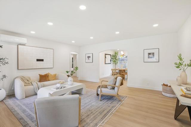 453 N Rengstorff Avenue, Mountain View CA: https://media.crmls.org/mediaz/c028b2d5-bb00-44f5-9339-f0218301960c.jpg