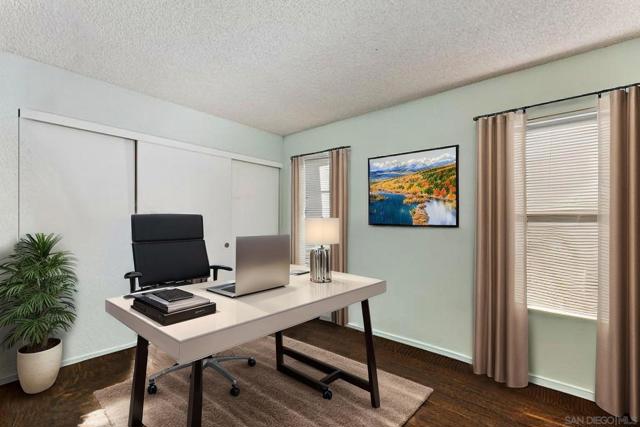 4468 Inverness Drive, Oceanside CA: https://media.crmls.org/mediaz/c029fa66-1d3b-41ff-a5ce-4b4b9f91833f.jpg